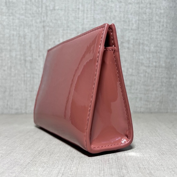 ❤️ YSL Beaute clutch - Picture 4 of 9